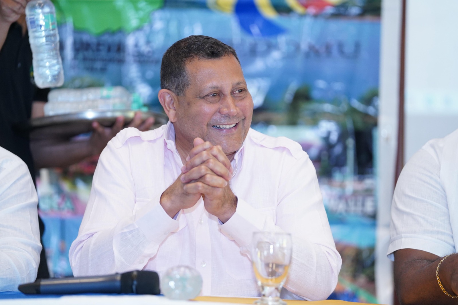Presidente de Fedomu, Nelson Núñez agradece entrega de camiones a municipios y DM turísticos con mayor impacto de sargazo